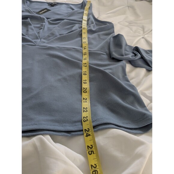 Express Top Womens L Textured Stretch Sleeveless Vneck Tucks Blue Peplum Sash - Picture 8 of 8